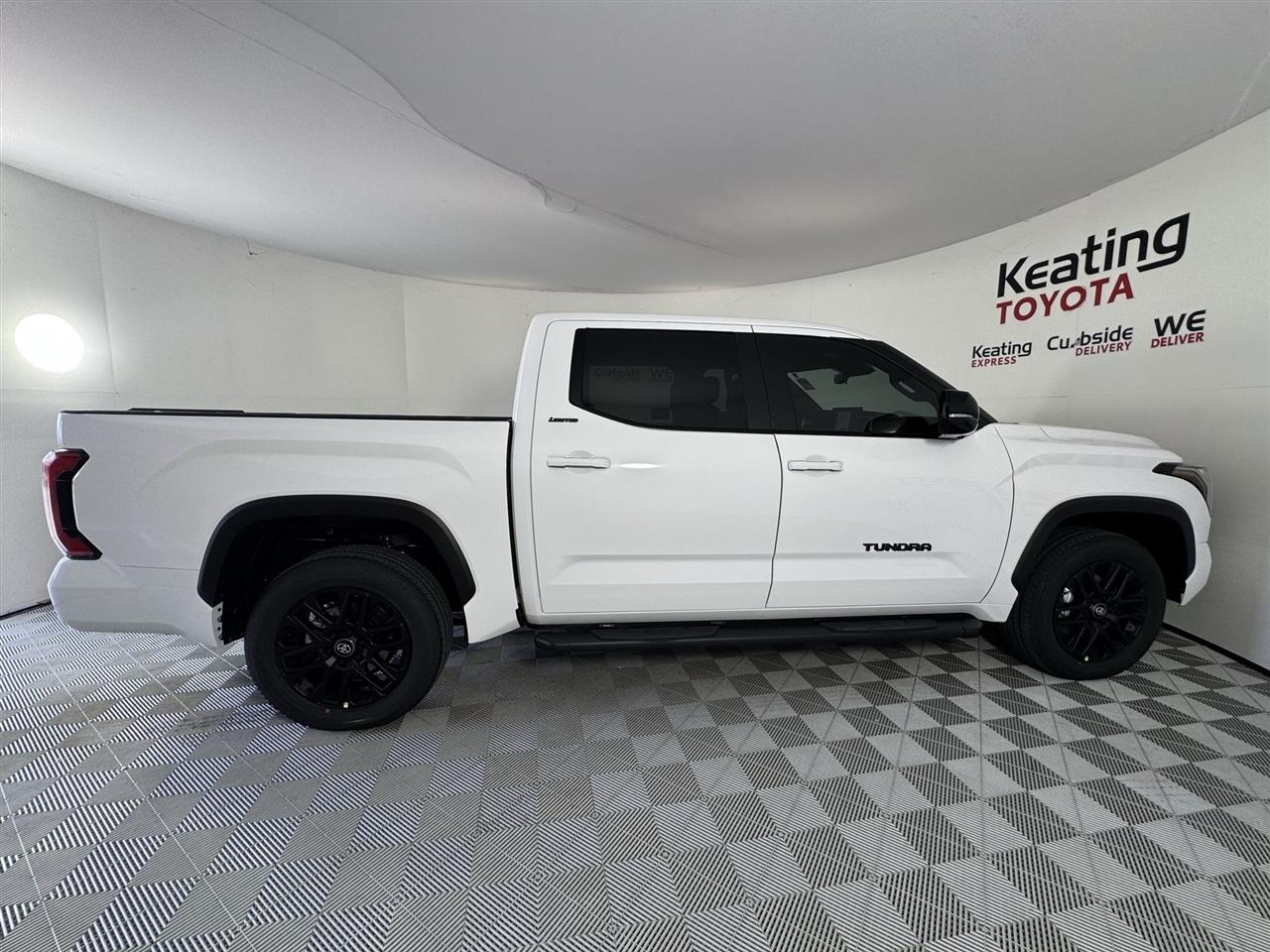 Toyota Tundra Limited CrewMax 2WD 2026