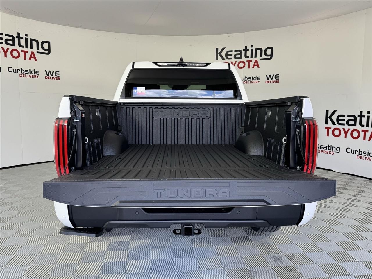 Toyota Tundra Limited CrewMax 2WD 2026