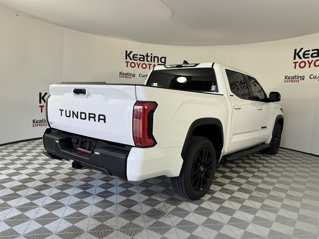 Toyota Tundra Limited CrewMax 2WD 2026