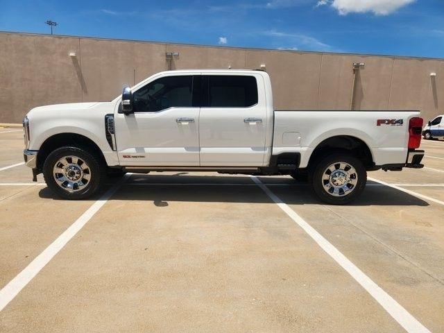 Ford F-250 SD King Ranch Crew Cab 4WD 2025