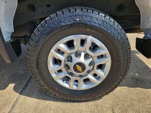 Chevrolet Silverado 2500HD LT Crew Cab Long Box 4WD 2025