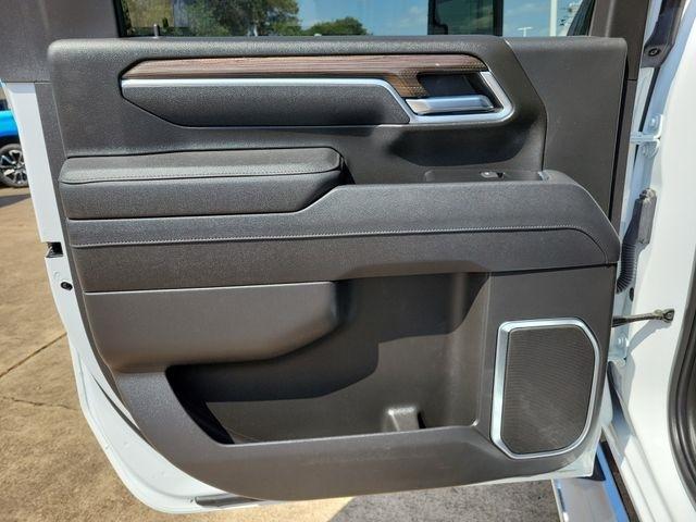 Chevrolet Silverado 2500HD LT Crew Cab Long Box 4WD 2025