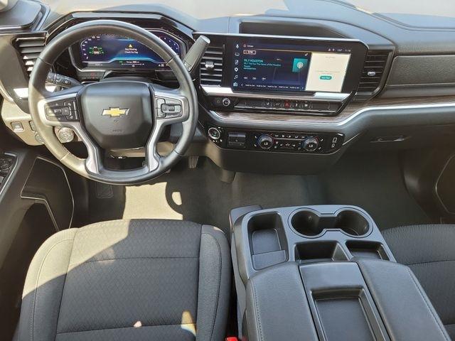 Chevrolet Silverado 2500HD LT Crew Cab Long Box 4WD 2025