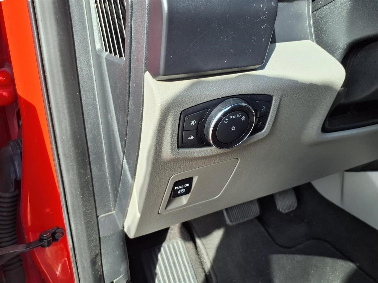 Ford F-150 XL SuperCrew 5.5-ft. Bed 2WD 2019