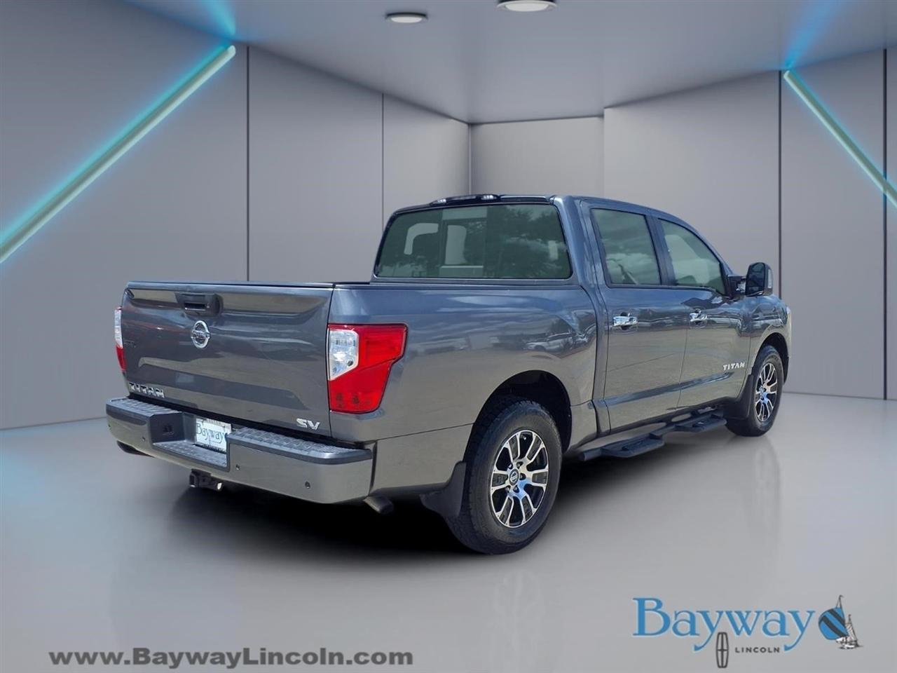 Nissan Titan SV Crew Cab 2WD 2021