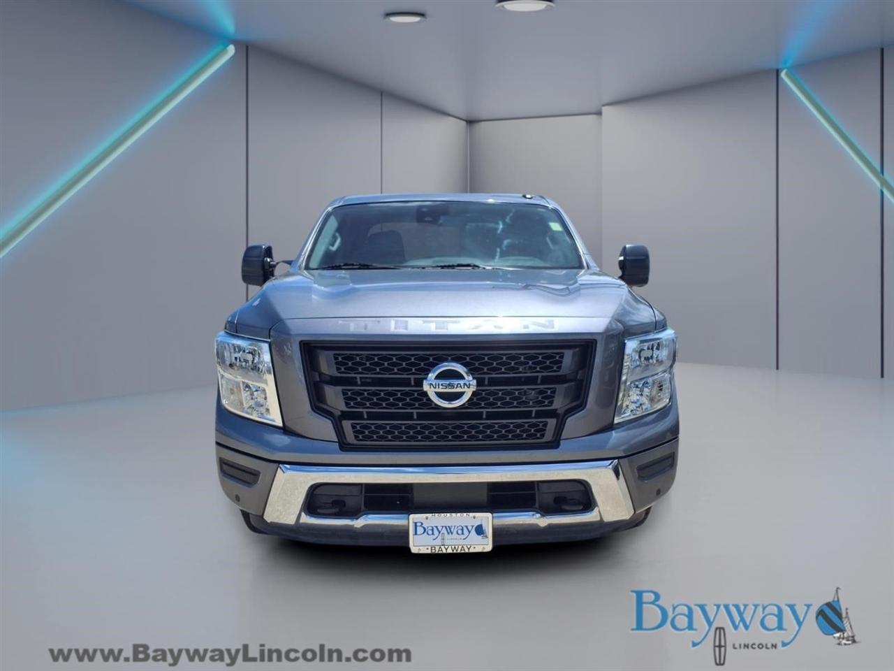 Nissan Titan SV Crew Cab 2WD 2021