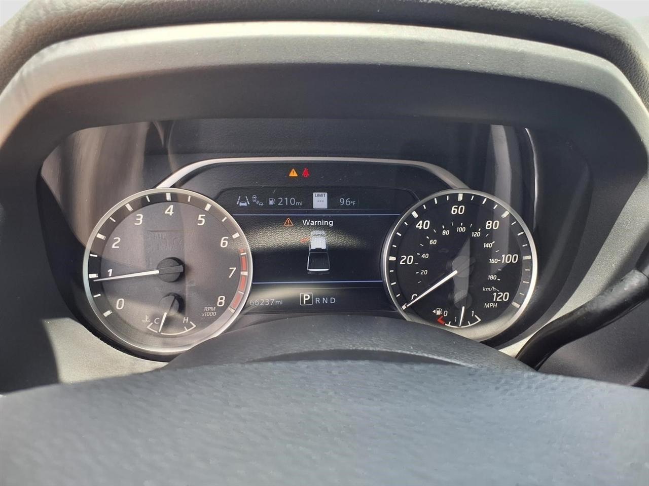 Nissan Titan SV Crew Cab 2WD 2021