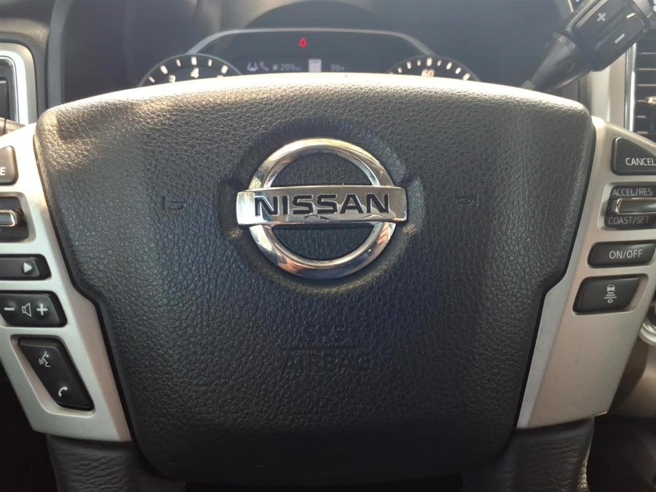 Nissan Titan SV Crew Cab 2WD 2021