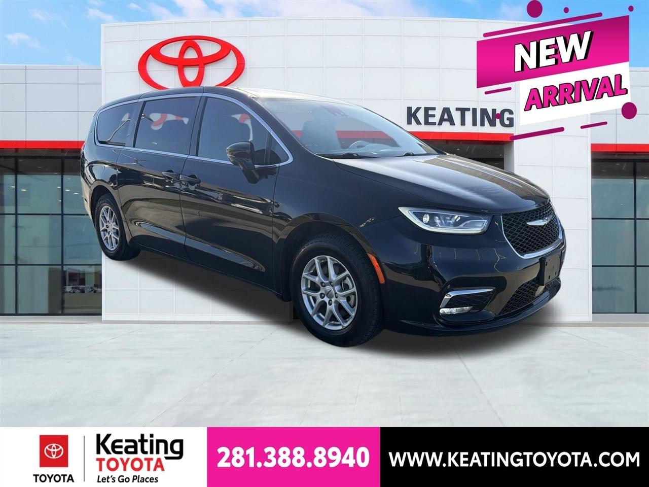 2025 Chrysler Pacifica Select