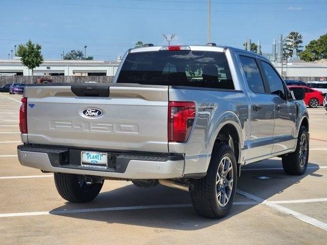 Ford F-150 STX SuperCrew 4WD 2025