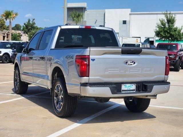 Ford F-150 STX SuperCrew 4WD 2025