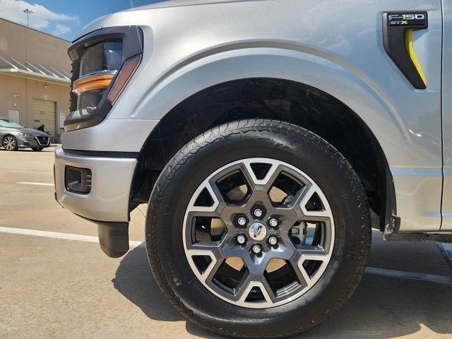 Ford F-150 STX SuperCrew 4WD 2025