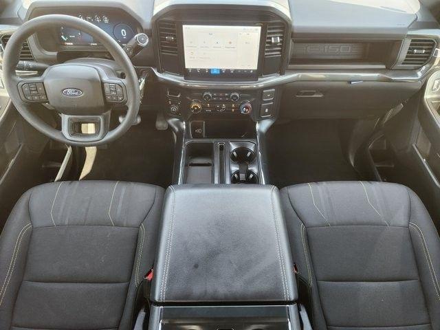 Ford F-150 STX SuperCrew 4WD 2025