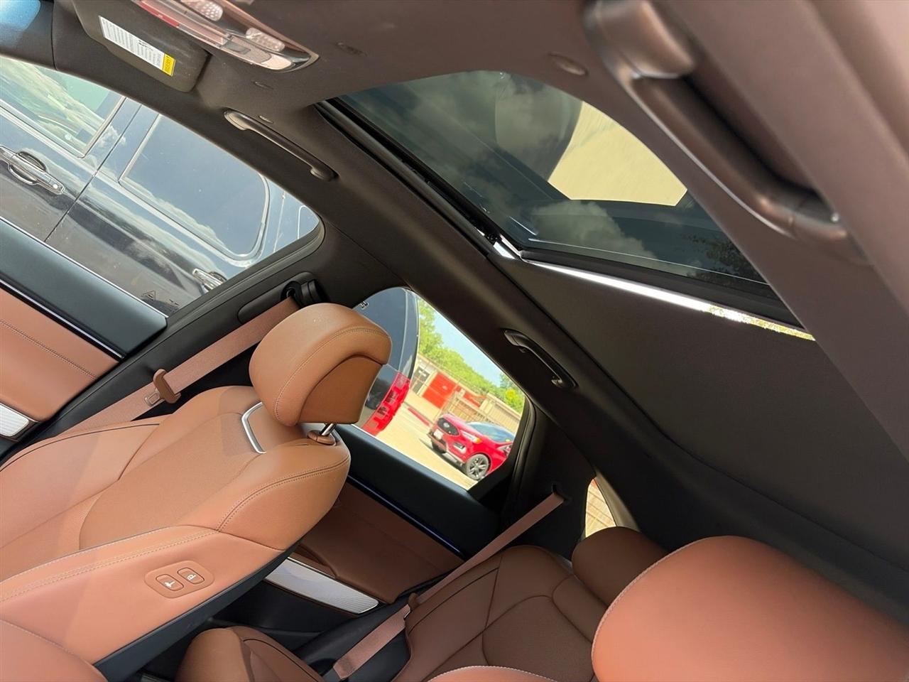 Genesis GV70 2.5T Advanced 2026