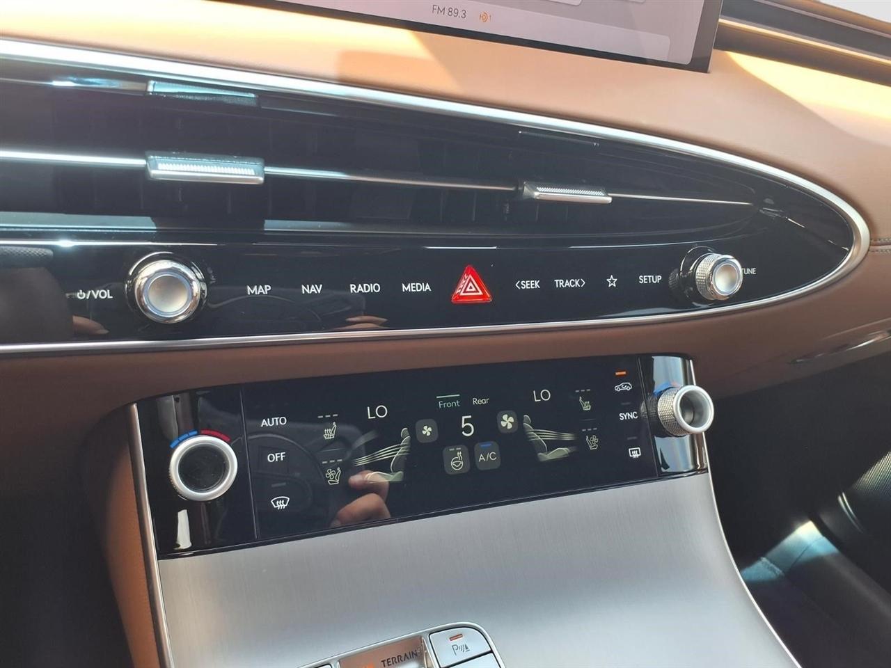 Genesis GV70 2.5T Advanced 2026