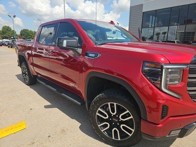 2025 GMC Sierra 1500 AT4 Crew Cab 4WD