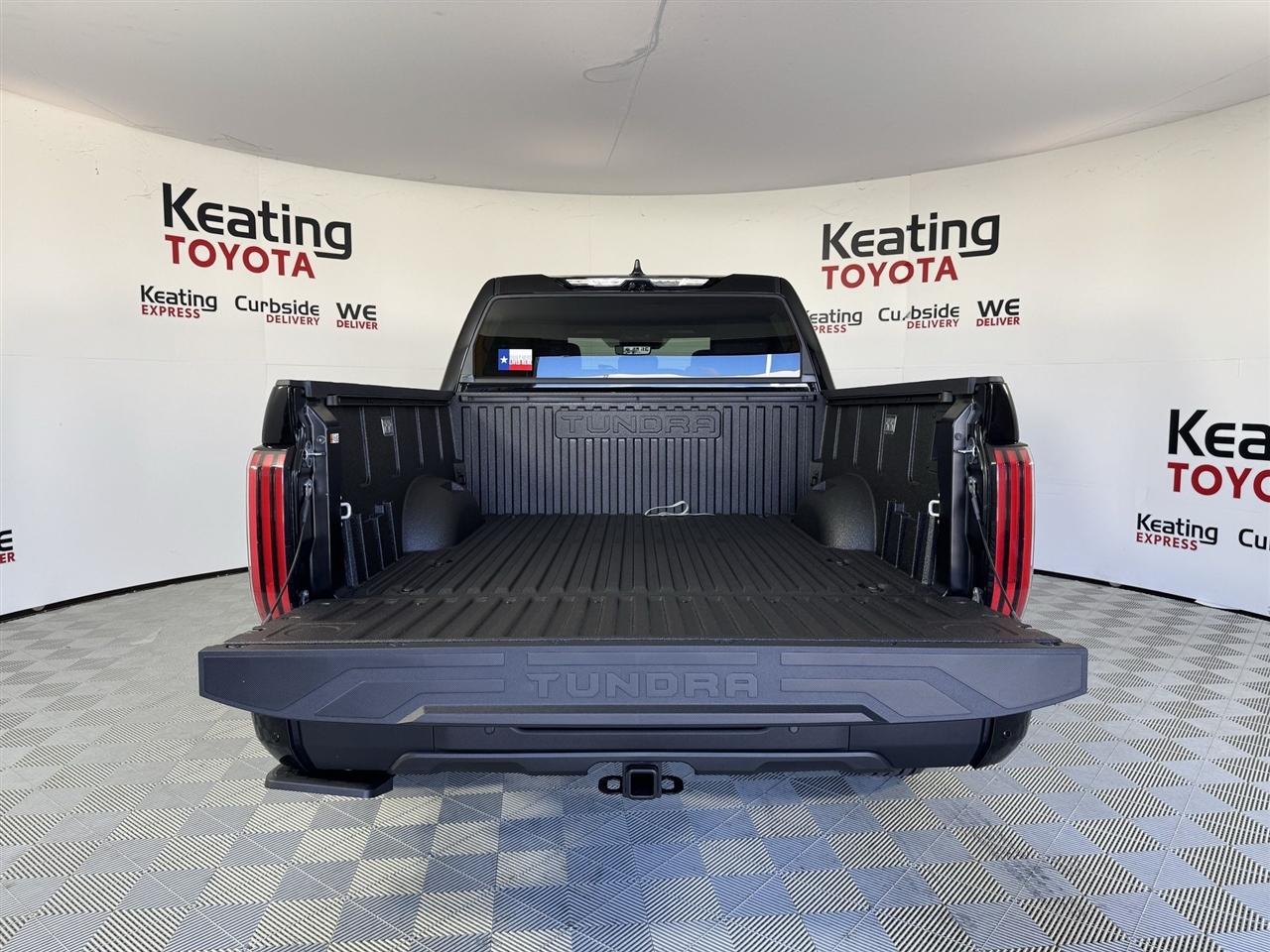 Toyota Tundra Limited CrewMax 2WD 2026