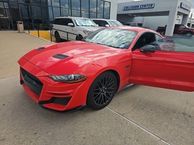 Ford Mustang GT Premium Coupe 2019