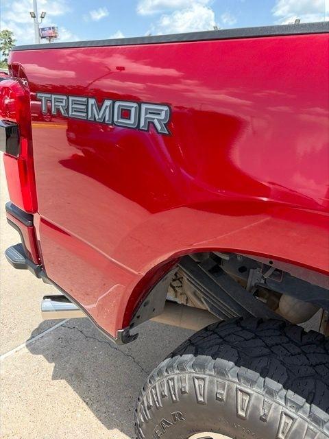 Ford F-250 SD XLT Crew Cab 4WD 2024