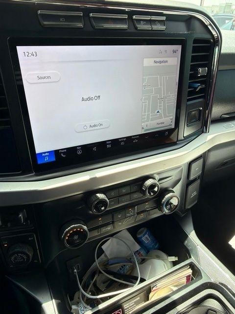 Ford F-250 SD XLT Crew Cab 4WD 2024