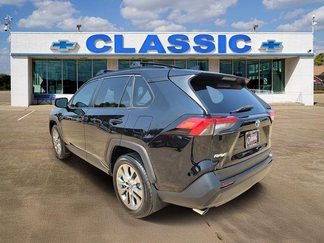 Toyota RAV4 XLE Premium 2019