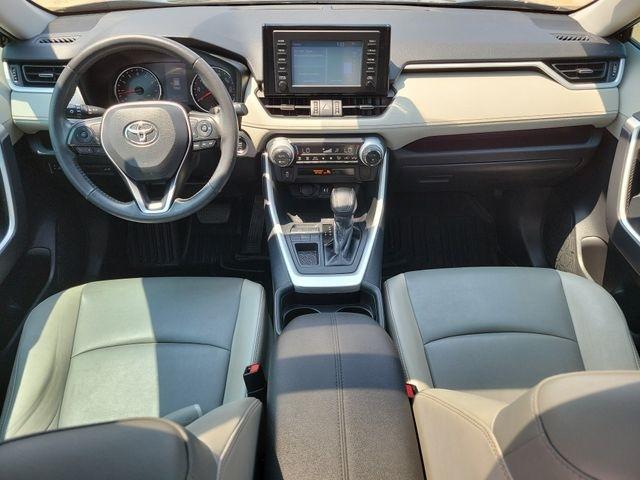 Toyota RAV4 XLE Premium 2019