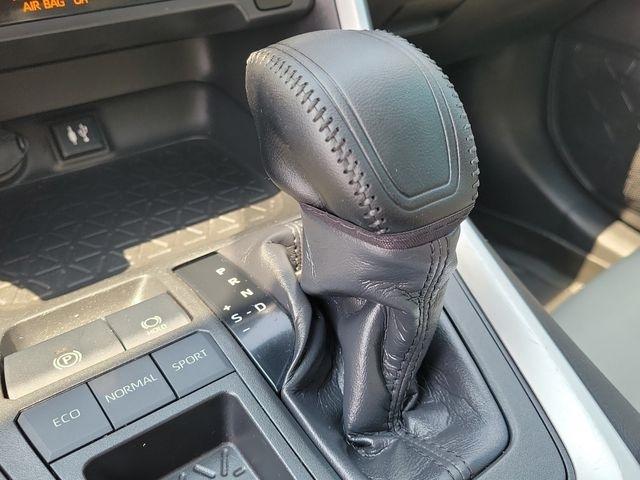 Toyota RAV4 XLE Premium 2019