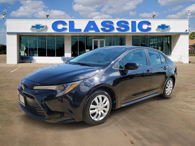 Toyota Corolla LE 2026