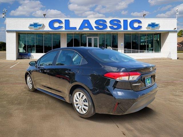 Toyota Corolla LE 2026