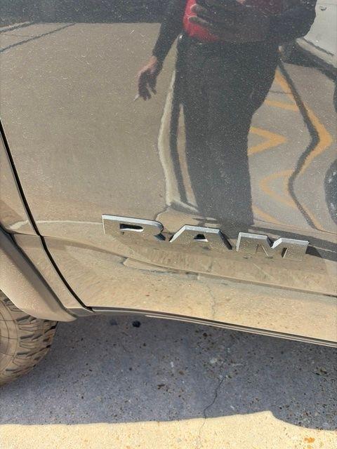 RAM 1500 Rebel Crew Cab SB 4WD 2026