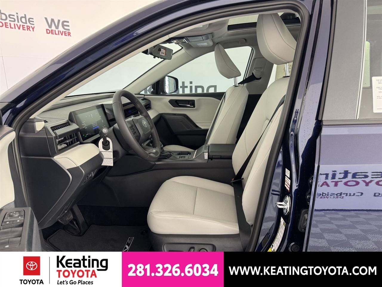 Toyota RAV4 Hybrid LE AWD 2026