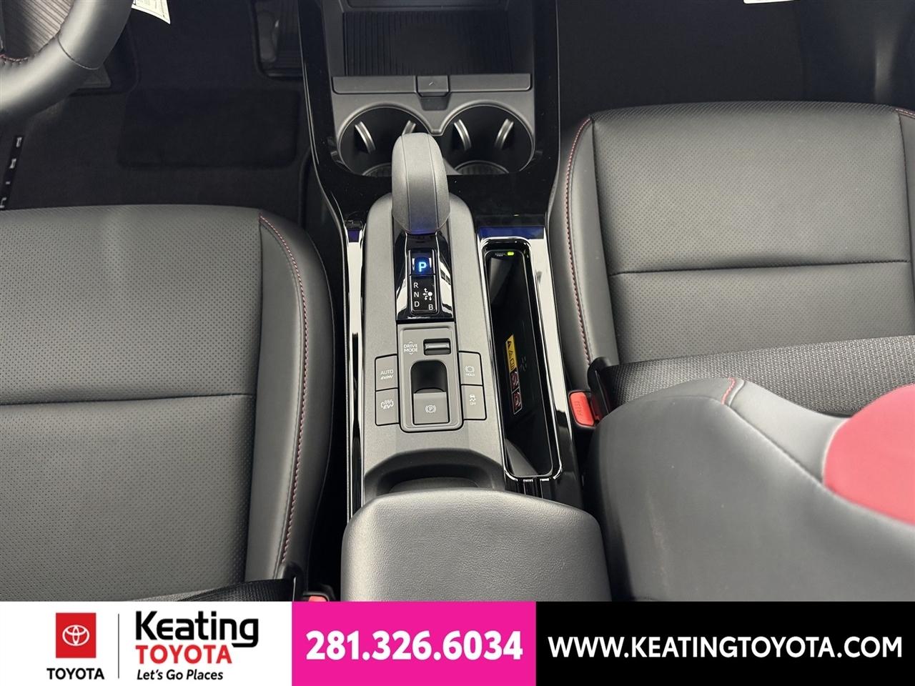 Toyota Prius Plug-In Hybrid XSE Premium 2027
