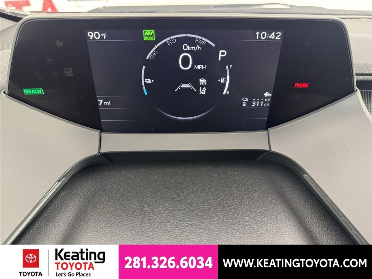 Toyota Prius Plug-In Hybrid XSE Premium 2027