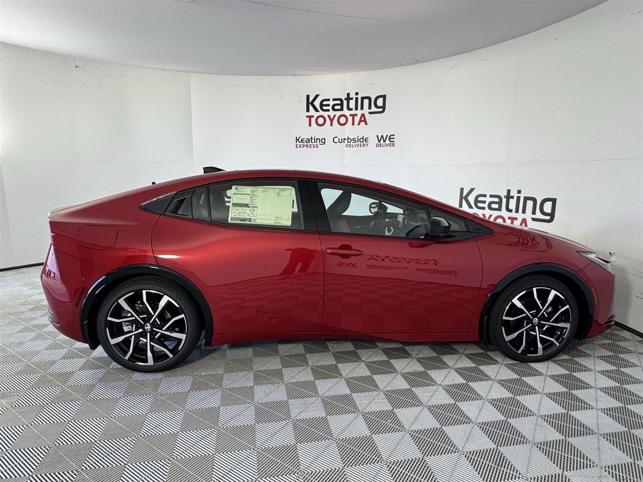 Toyota Prius Plug-In Hybrid XSE Premium 2027