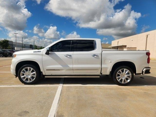 Chevrolet Silverado 1500 High Country Crew Cab 4WD 2022