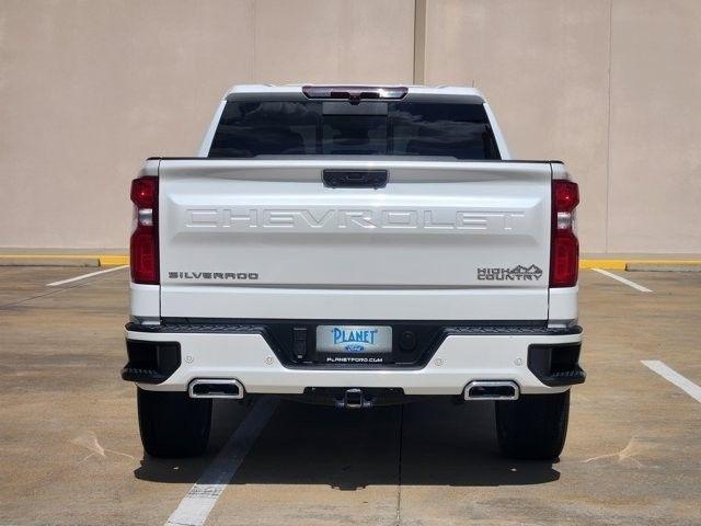 Chevrolet Silverado 1500 High Country Crew Cab 4WD 2022