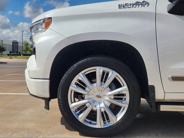 Chevrolet Silverado 1500 High Country Crew Cab 4WD 2022