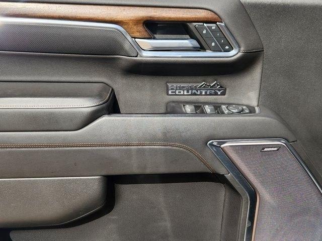 Chevrolet Silverado 1500 High Country Crew Cab 4WD 2022