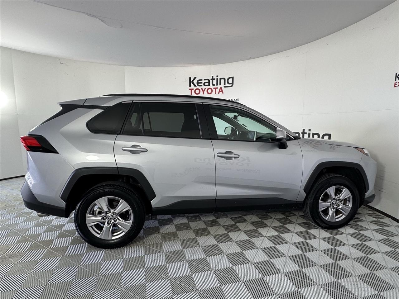 Toyota RAV4 XLE AWD 2025