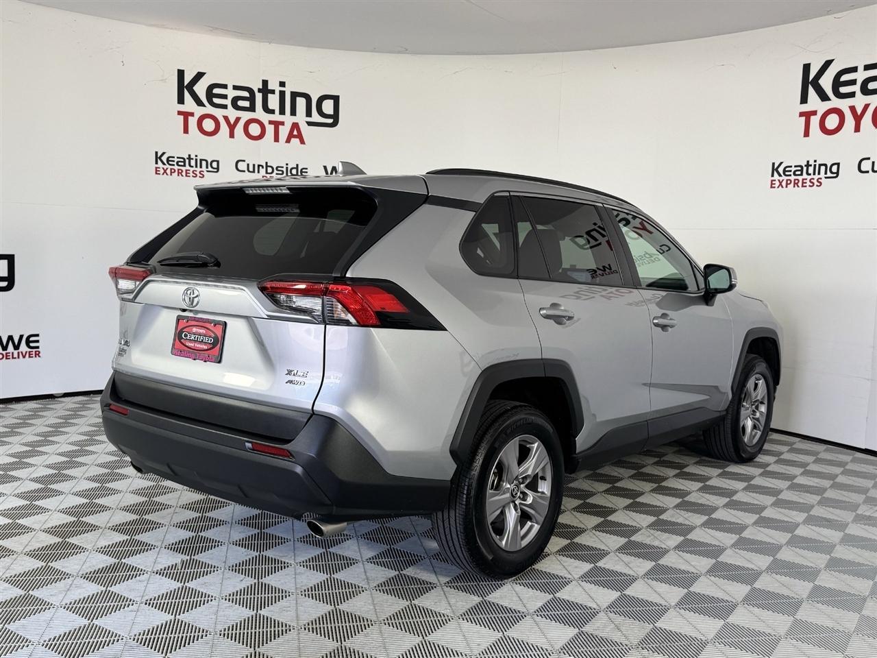 Toyota RAV4 XLE AWD 2025