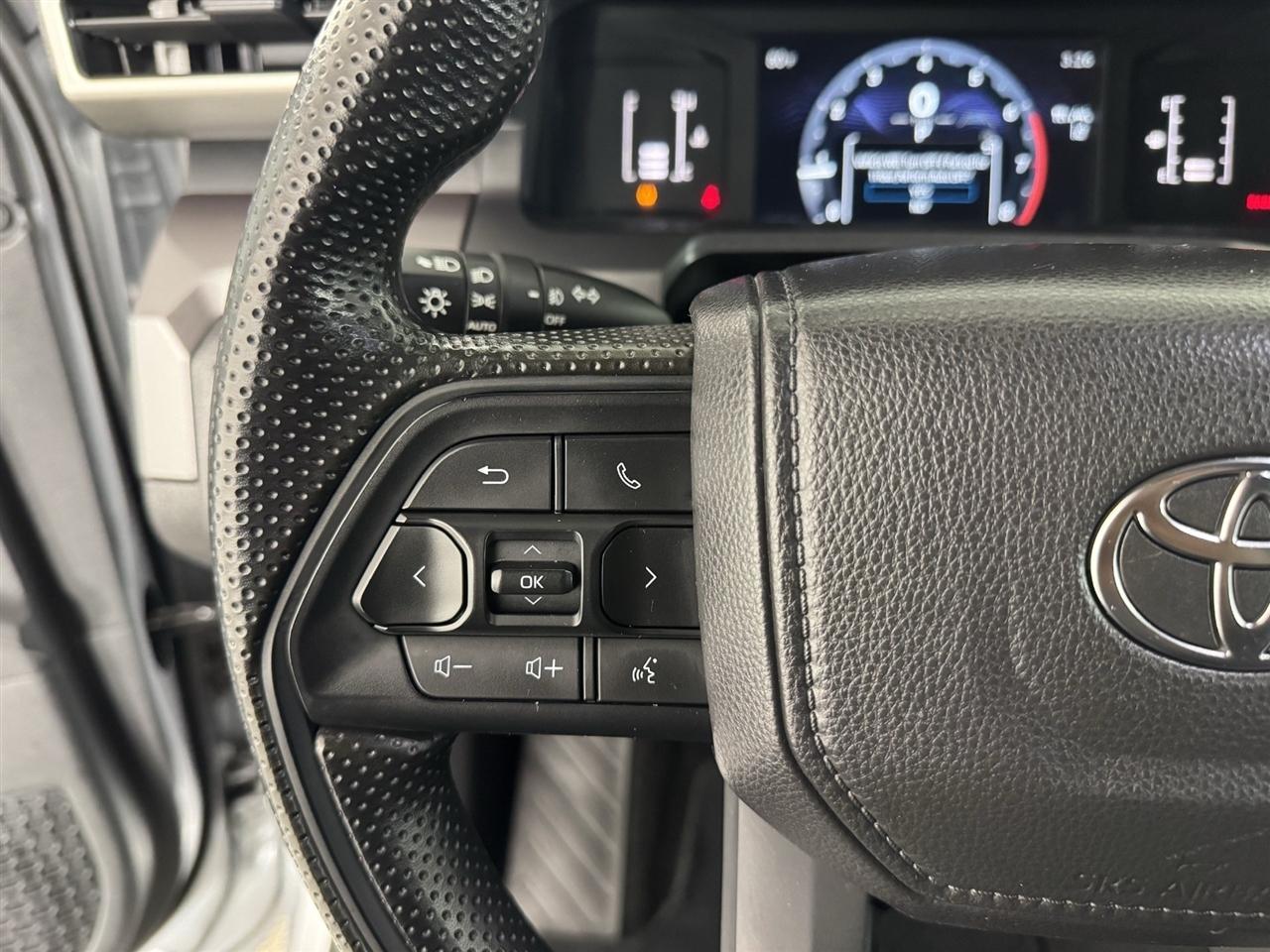 Toyota Tacoma TRD Sport Double Cab 4WD 2025