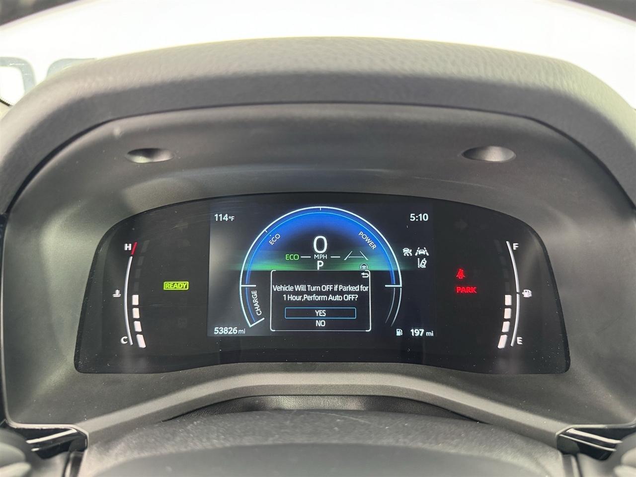 Toyota Camry Hybrid XLE 2025