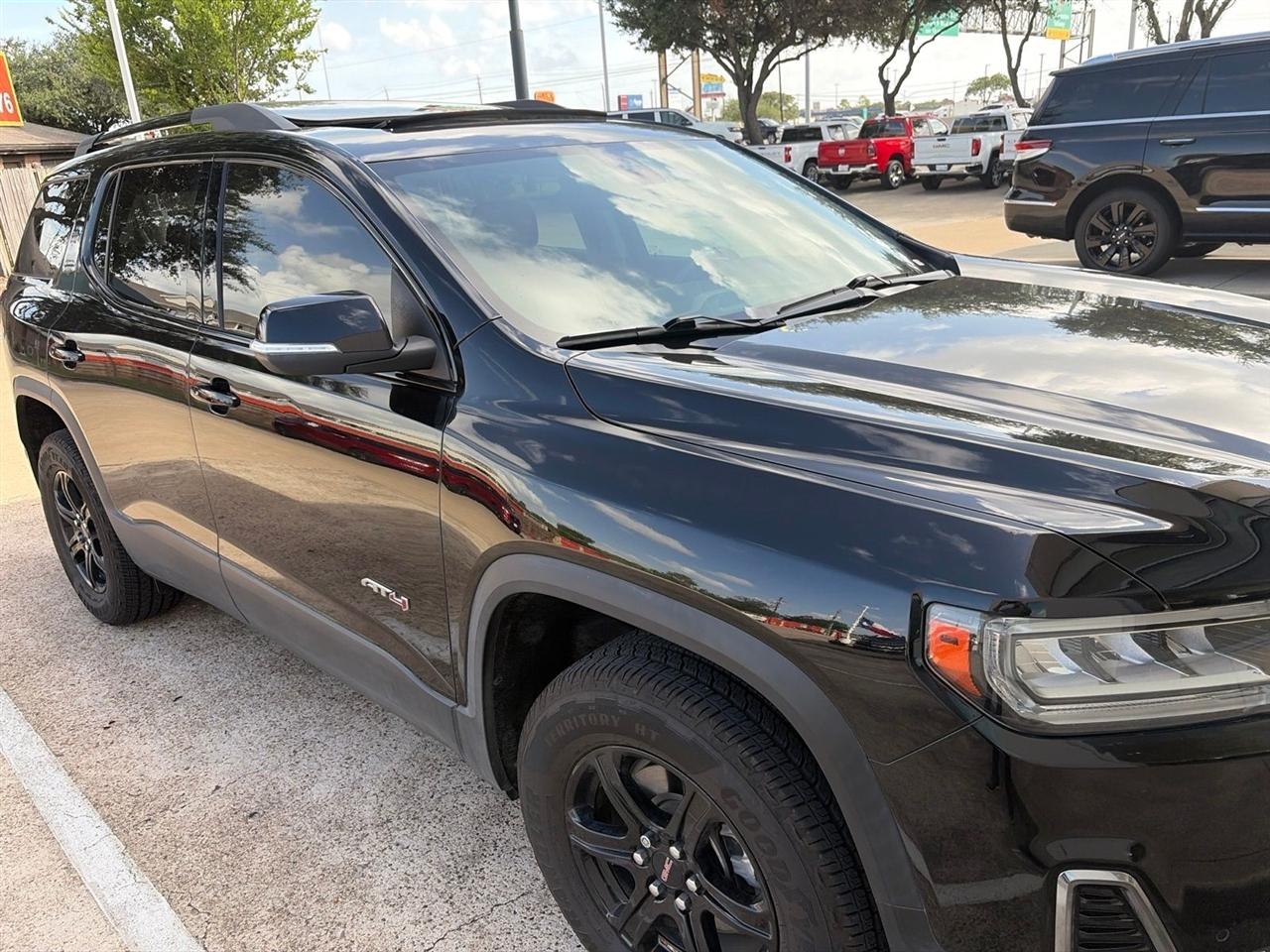 2023 GMC Acadia SLE