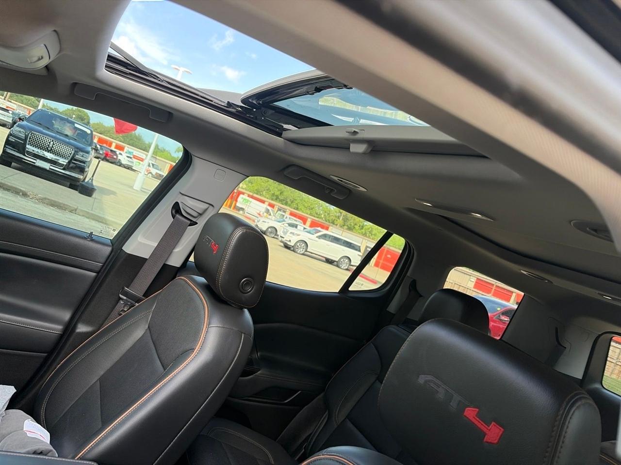 GMC Acadia SLE 2023
