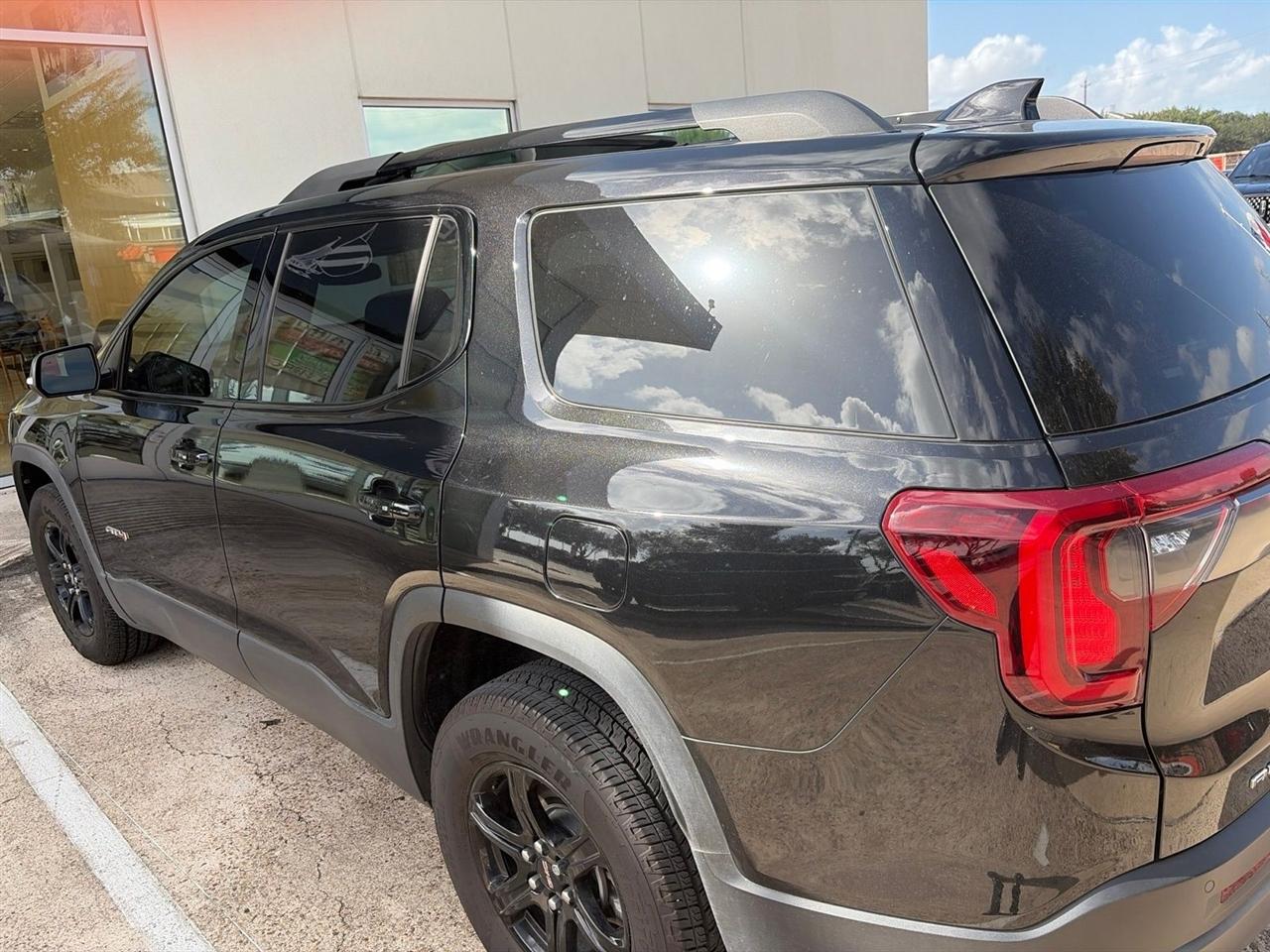 GMC Acadia SLE 2023