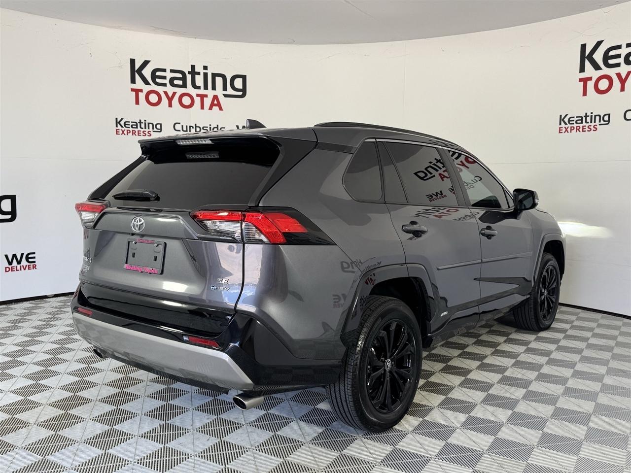 Toyota RAV4 Hybrid SE 2025