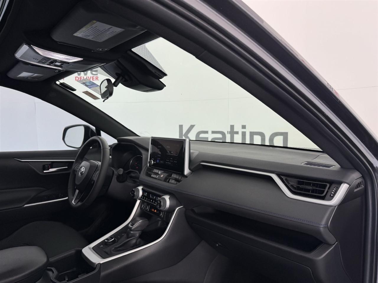 Toyota RAV4 Hybrid SE 2025