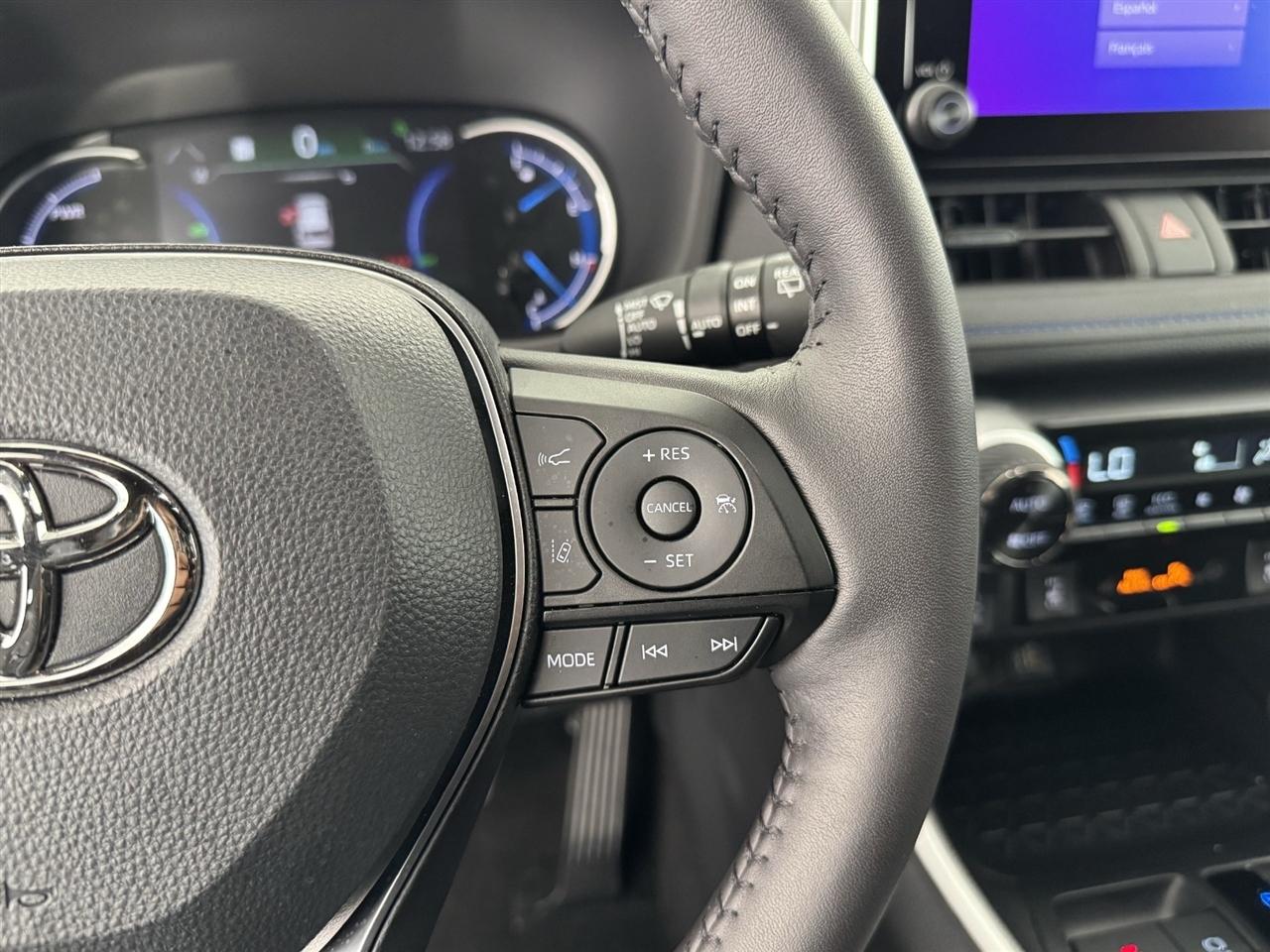 Toyota RAV4 Hybrid SE 2025