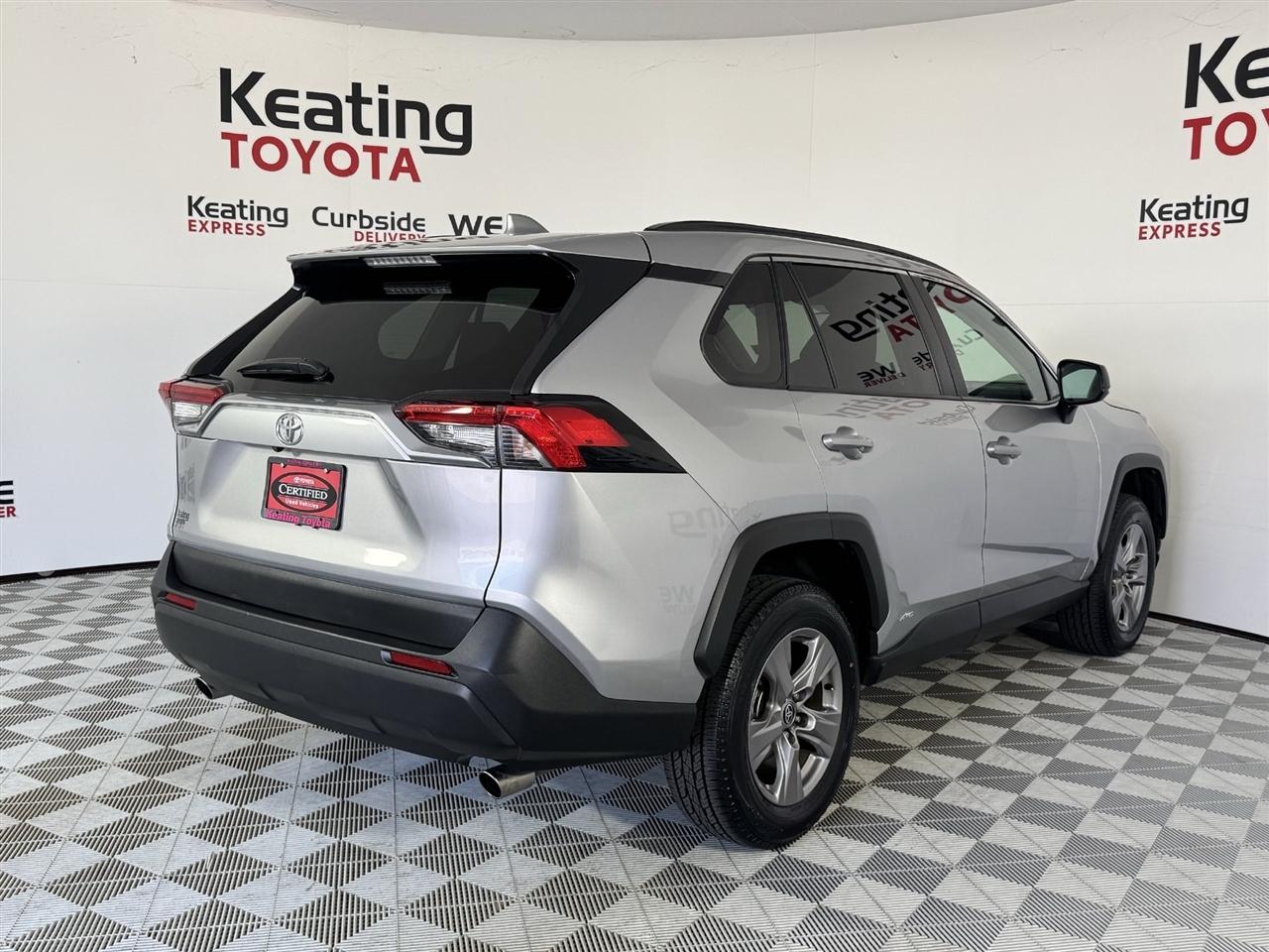 Toyota RAV4 Hybrid LE 2025