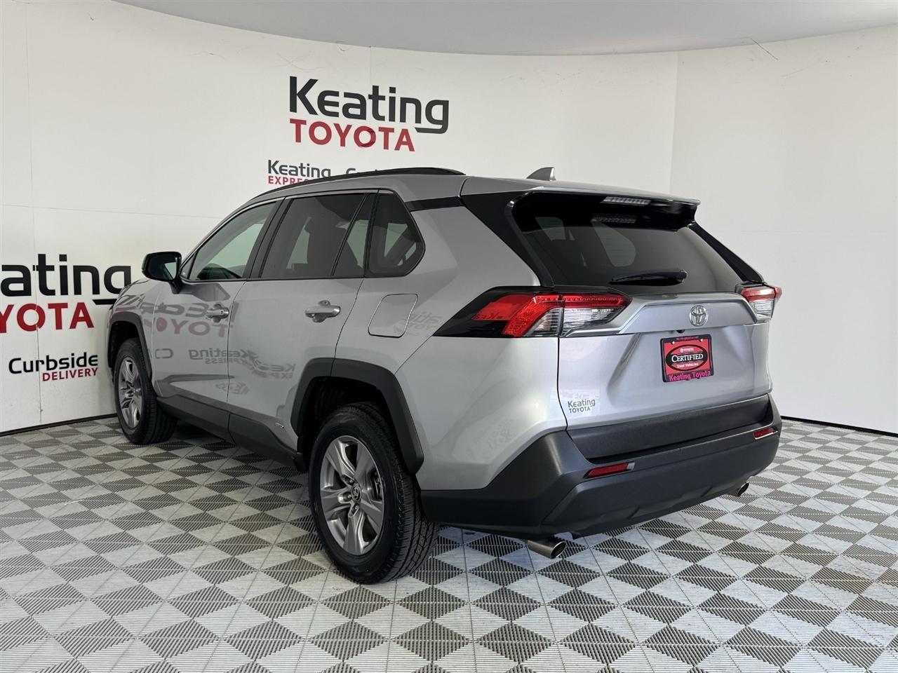 Toyota RAV4 Hybrid LE 2025